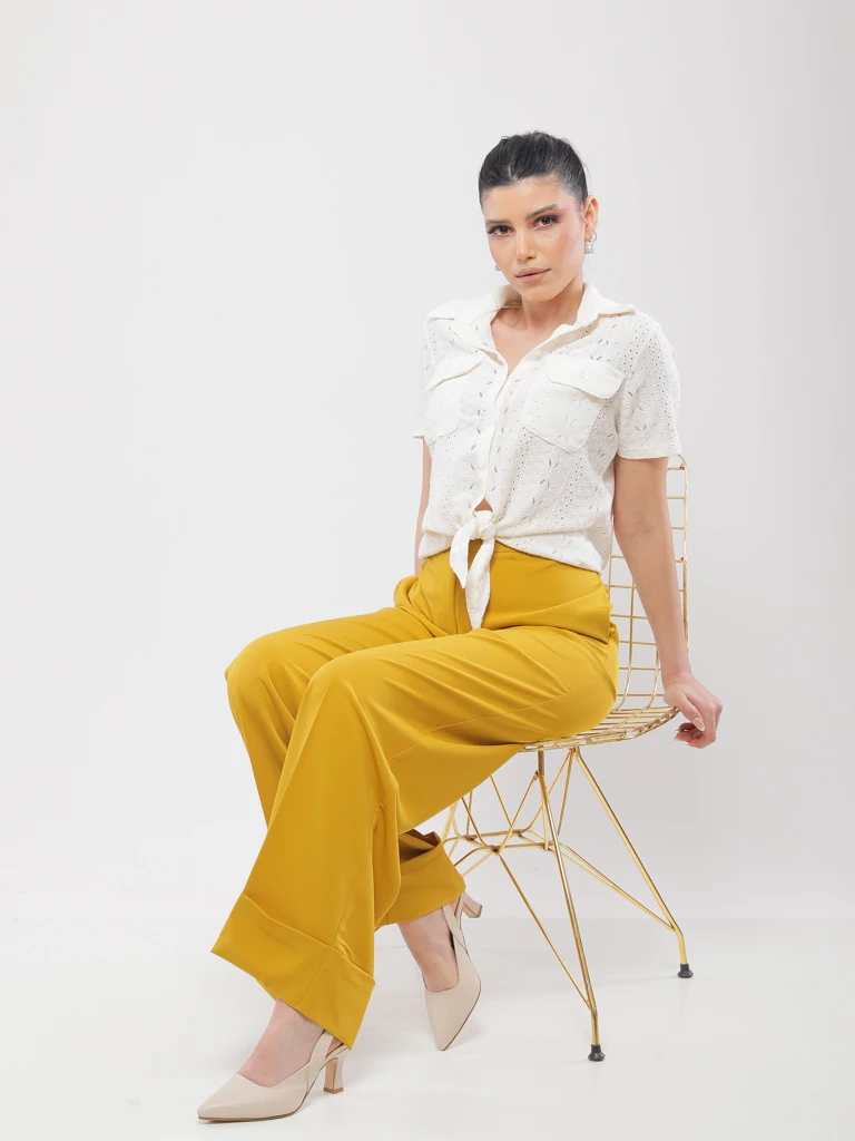 CHEMISE BRODÉE AVEC NŒUD À LA TAILLE