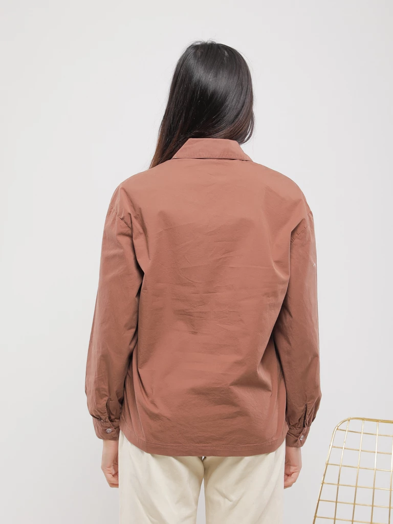 CHEMISE EN COTON SURTAILLÉE