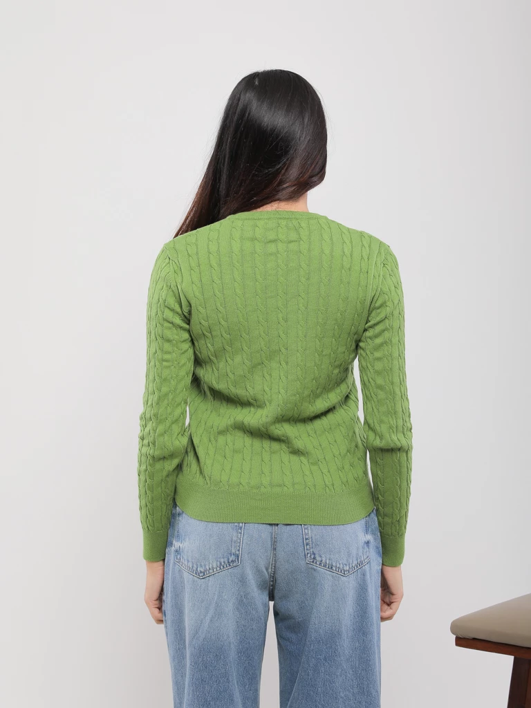 PULL EN MAILLE TORSADÉE COL V