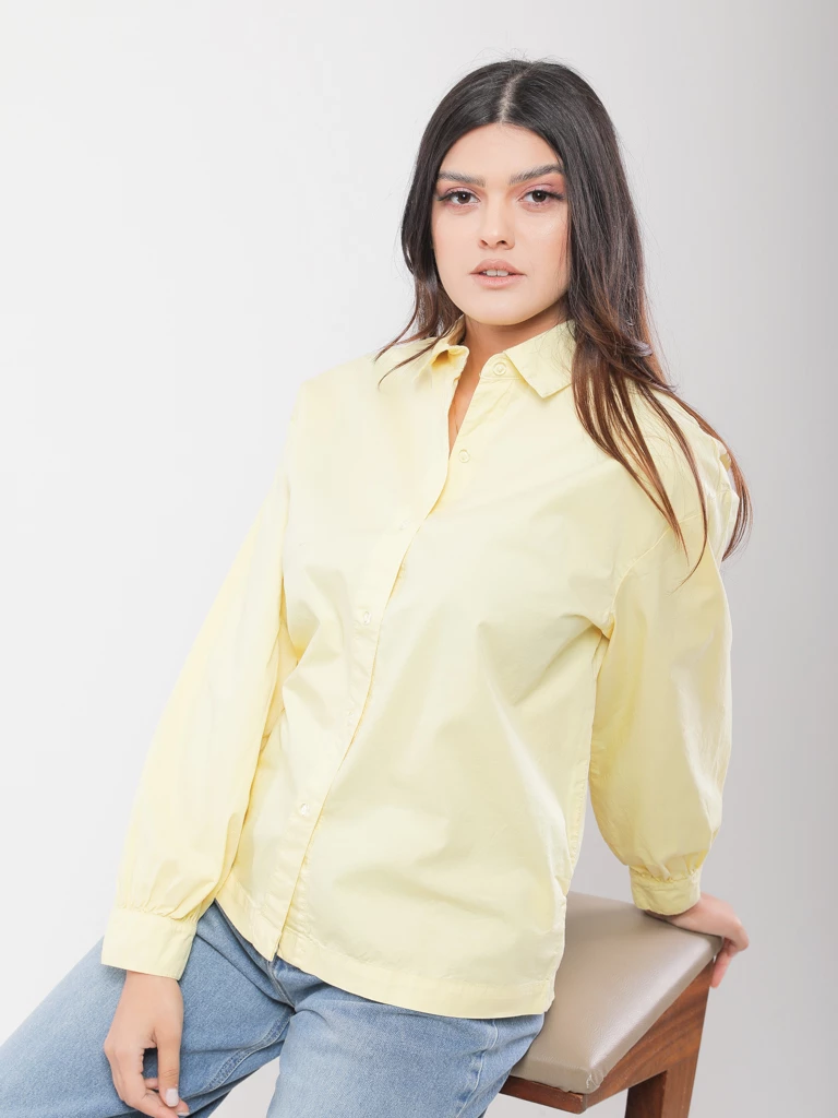 CHEMISE EN COTON SURTAILLÉE