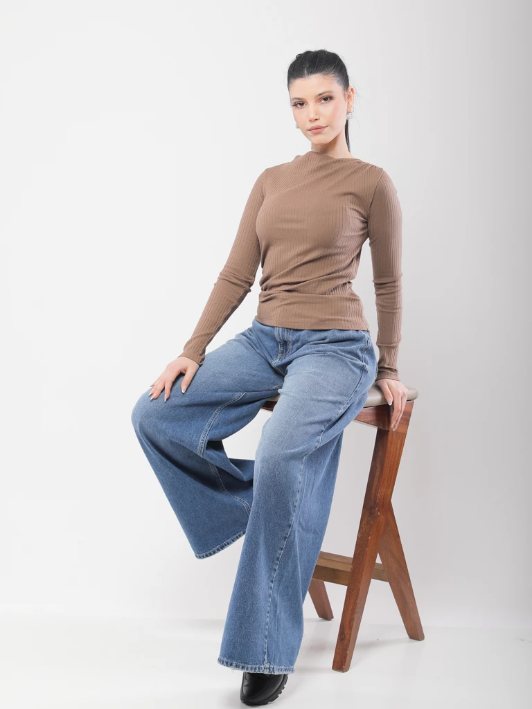 T-SHIRT À COL ROND ET MANCHES LONGUES