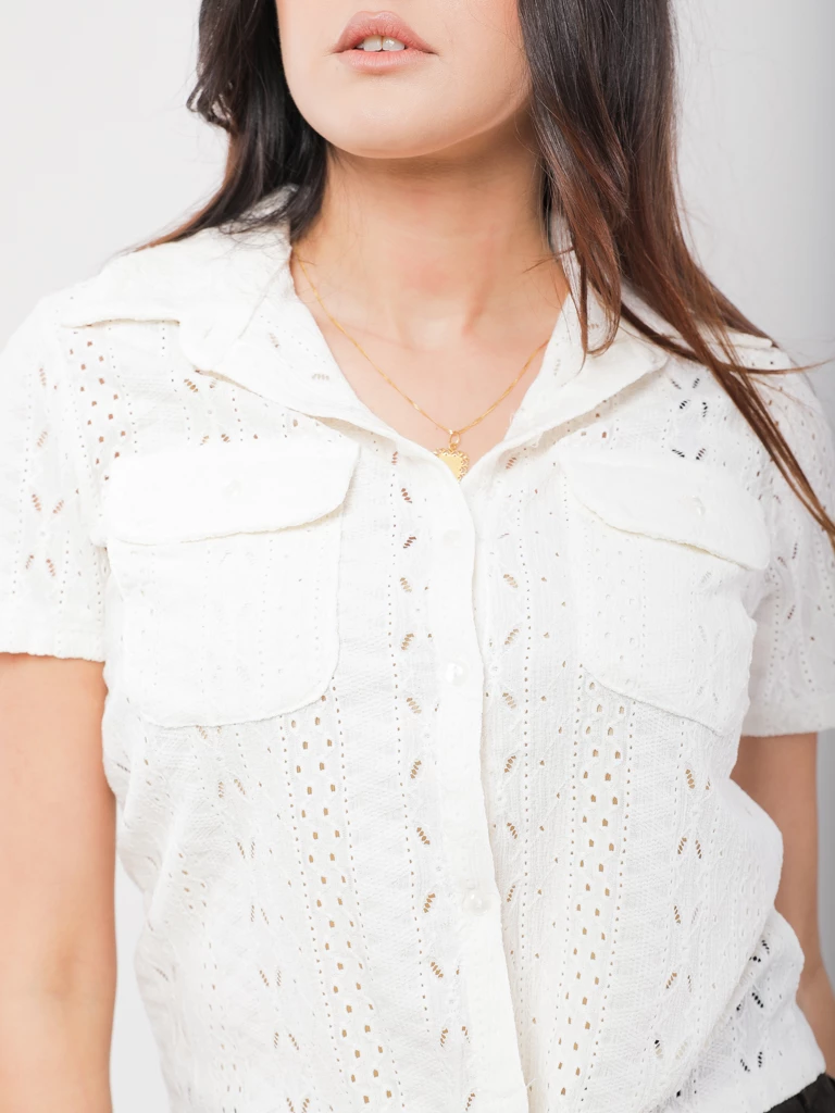 CHEMISE BRODÉE AVEC NŒUD À LA TAILLE