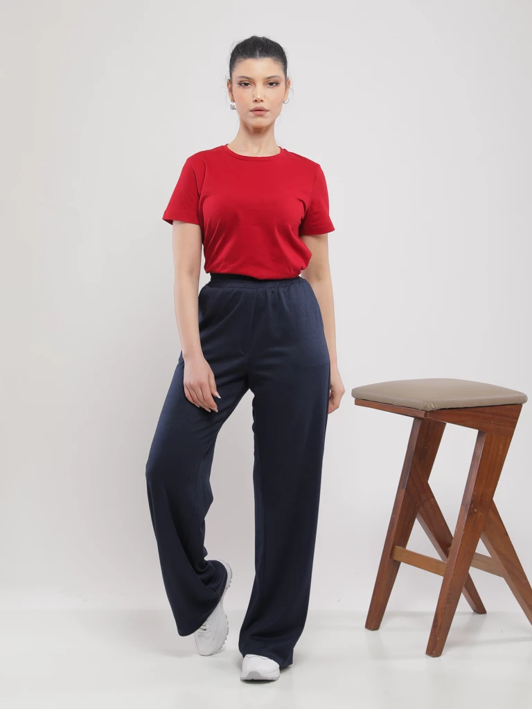 PANTALON DE JOGGING À TAILLE ÉLASTIQUE ET PATCH SIGLÉ