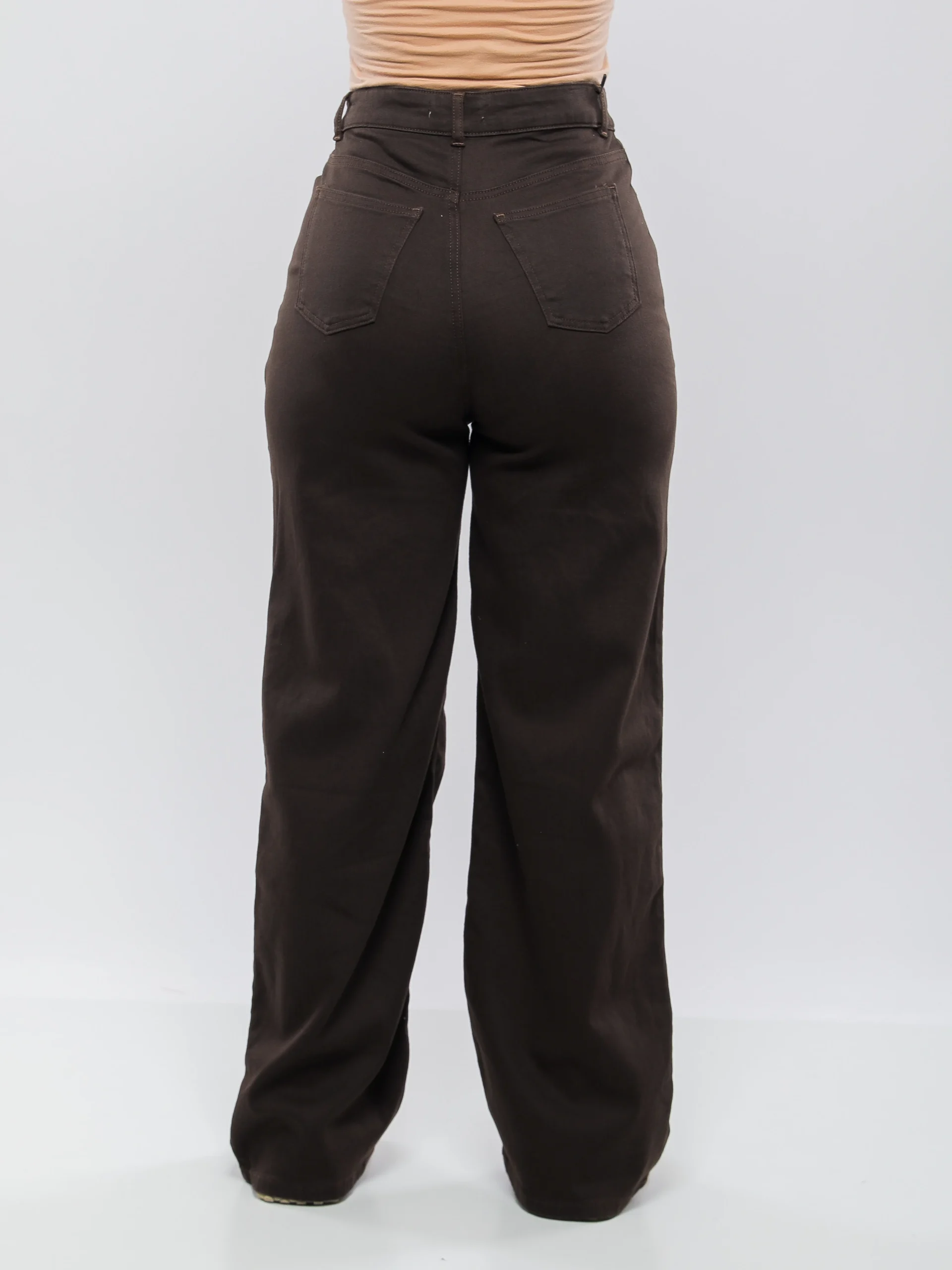 JEAN LARGE À TAILLE HAUTE