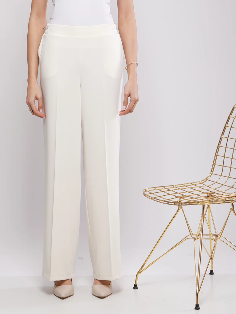 SET FLUIDE MINIMALISTE