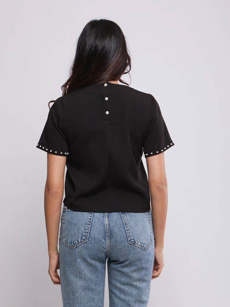 BLOUSE À COL ROND ET DÉTAILS PERLÉS