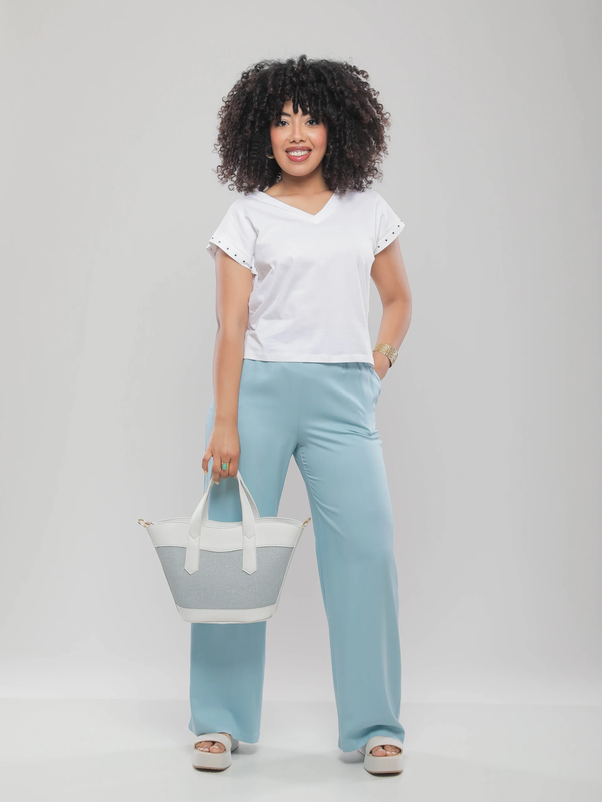 PANTALON LARGE À COUPE CONFORTABLE