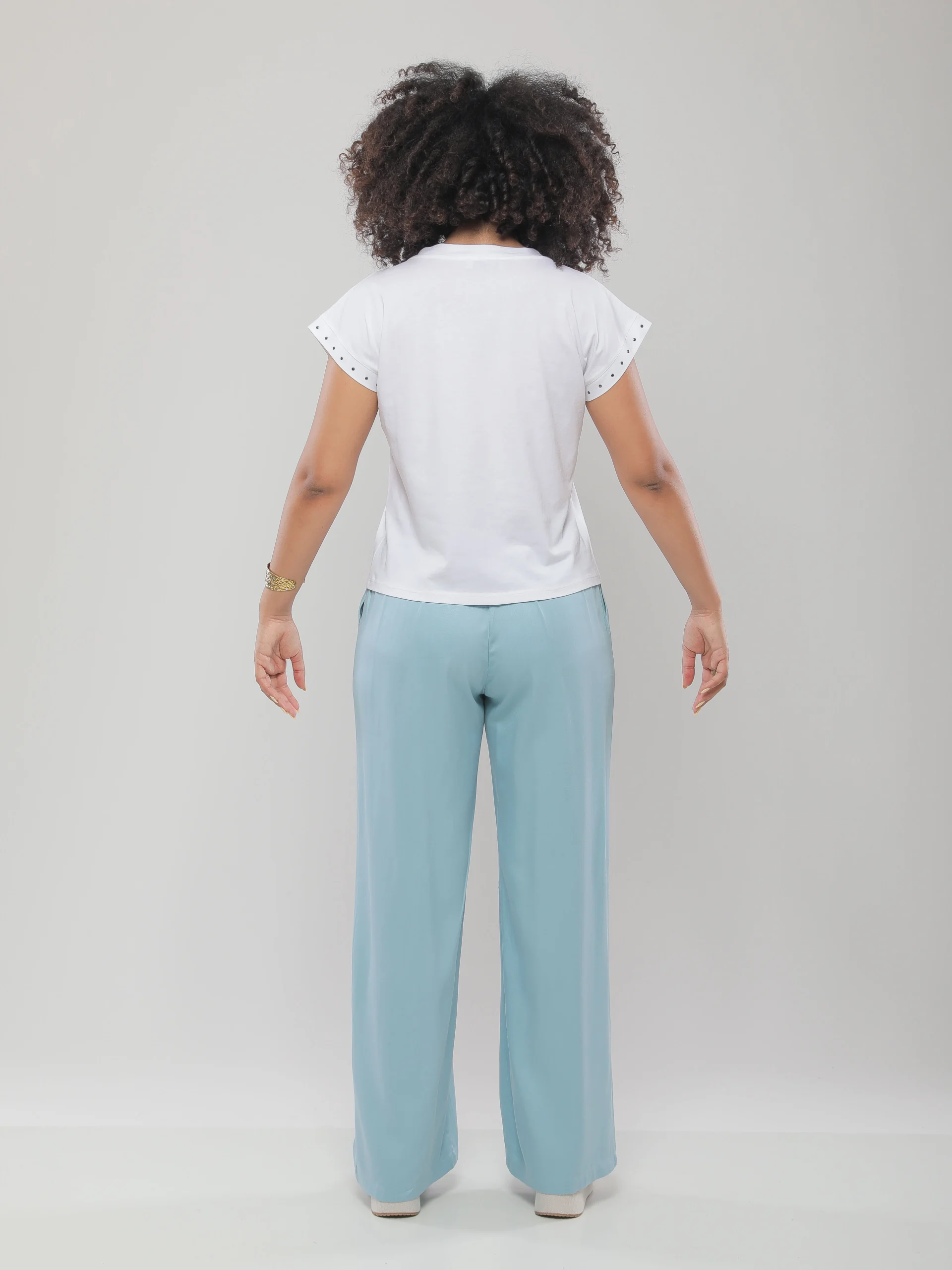PANTALON LARGE À COUPE CONFORTABLE