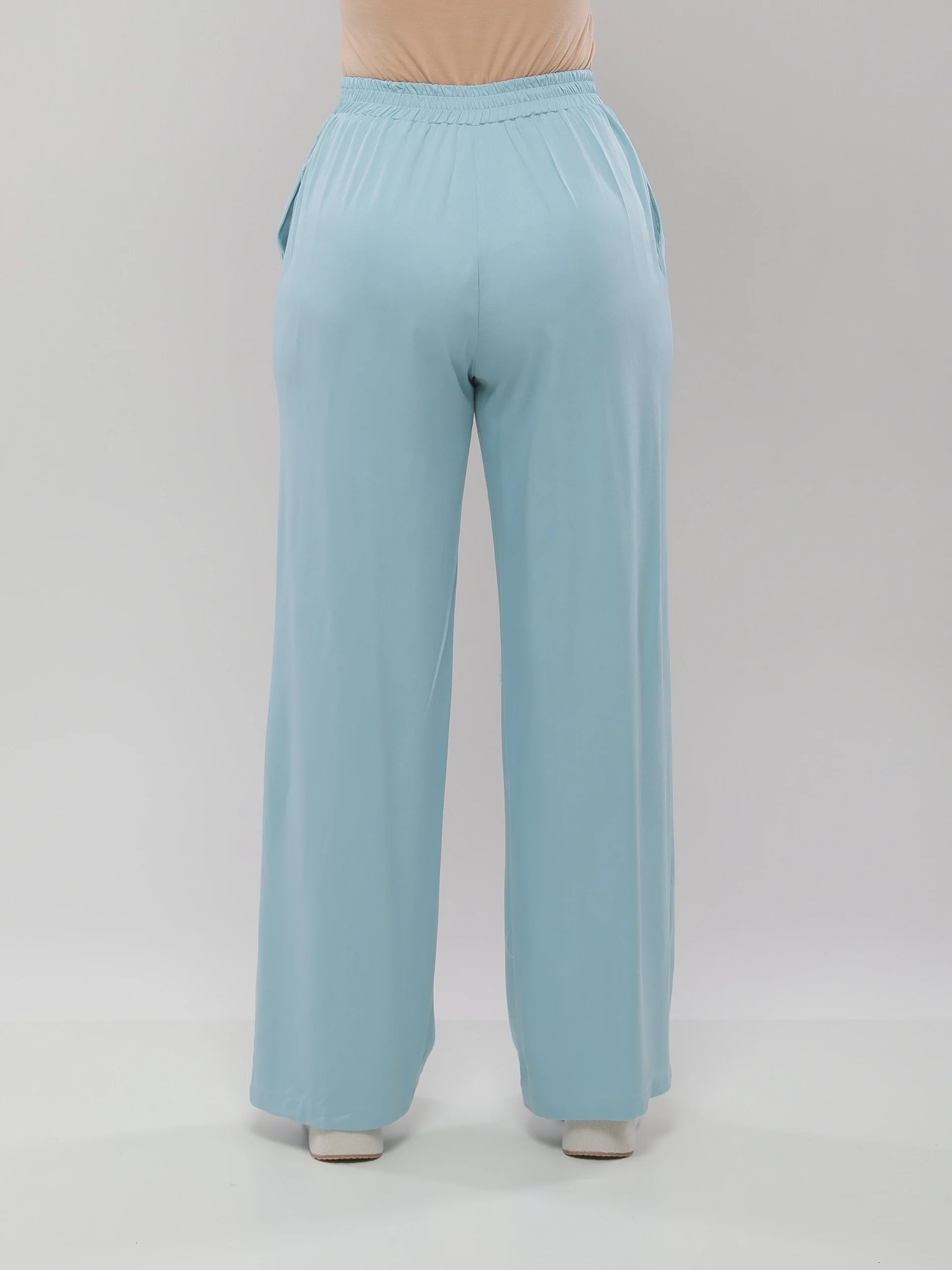 PANTALON LARGE À COUPE CONFORTABLE