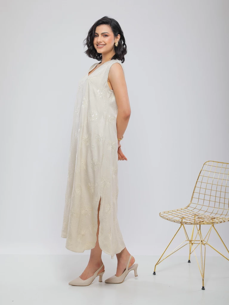 ROBE JEBBA LONGUE ÉLÉGANTE À MOTIFS BRODÉS