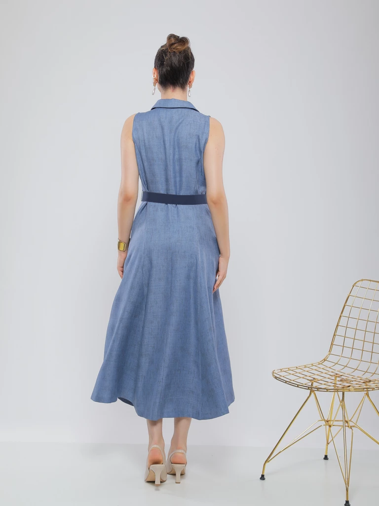 ROBE M- LONGUE À COL REVERS