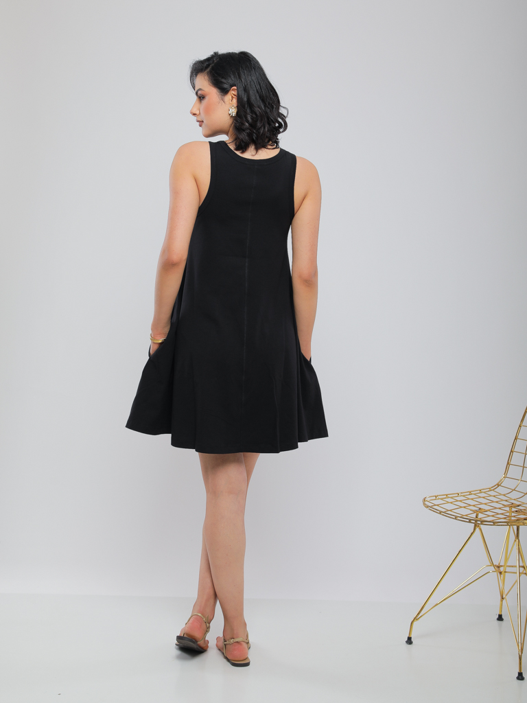 ROBE COURTE ÉVASÉE