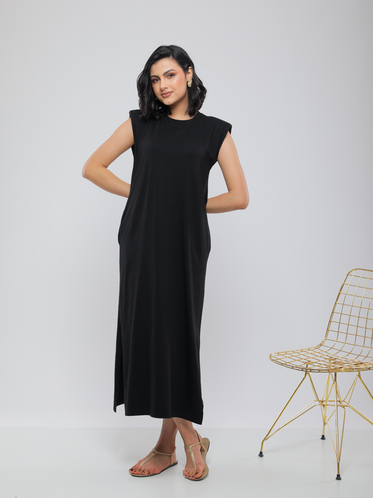 ROBE FLUIDE MINIMALISTE