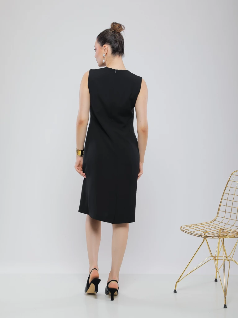 ROBE MIDI À ENCOLURE BIJOU FESTONNÉE