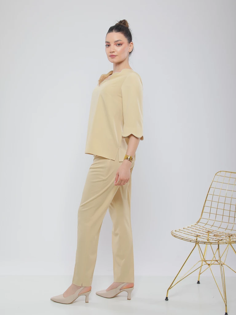PANTALON DROIT FESTONNÉ
