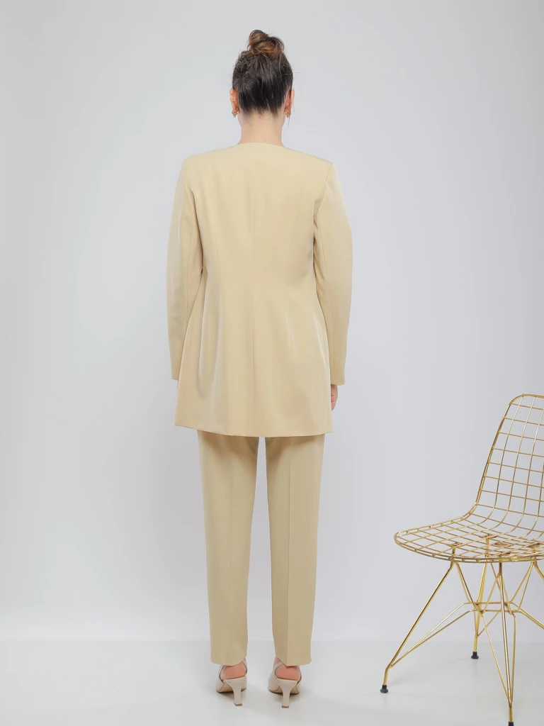 VESTE LONGUE FESTONNÉE