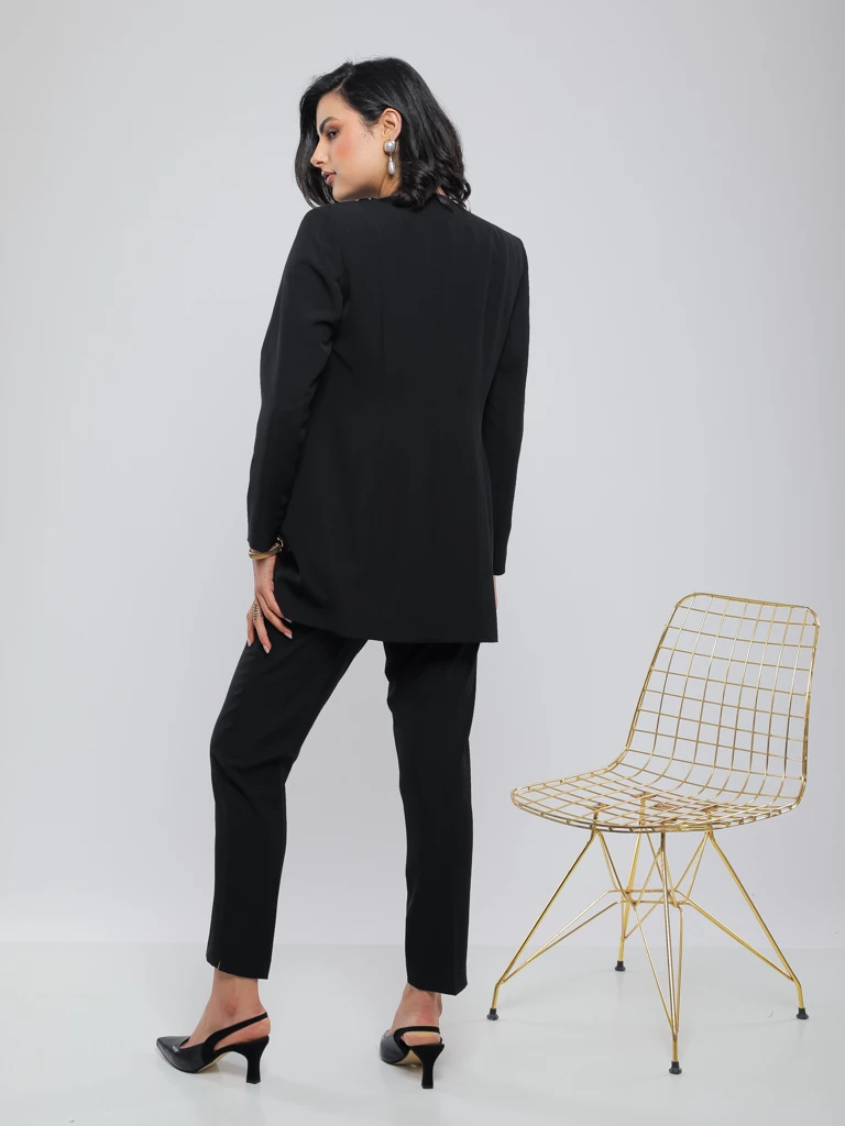 VESTE LONGUE FESTONNÉE