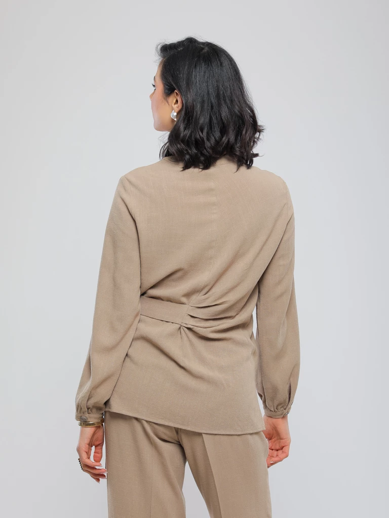 BLOUSE EN LIN AVEC CEINTURE À BOUCLE