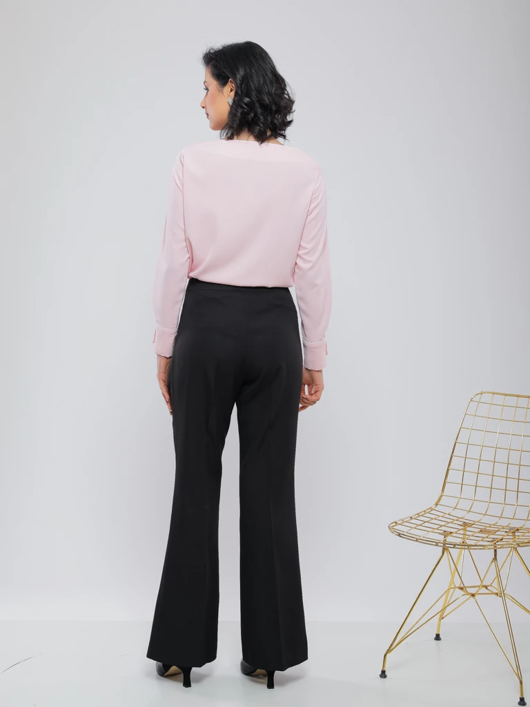 PANTALON LARGE À BOUTONS DORÉS