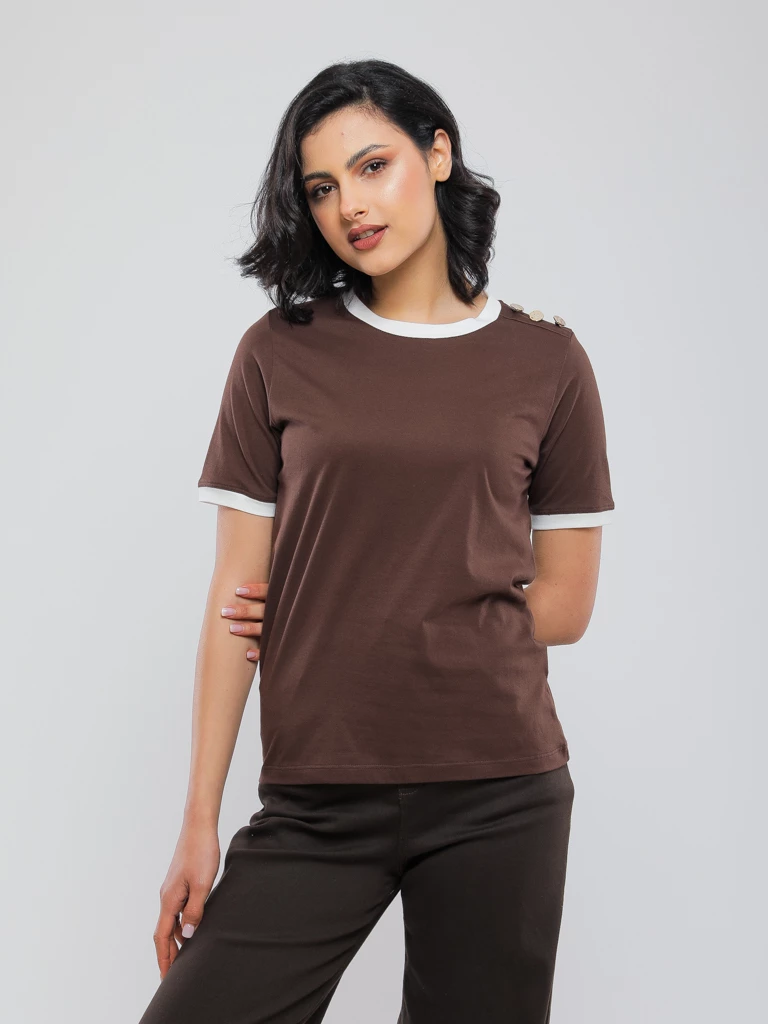 T-SHIRT BASIQUE A COL CONTRASTE