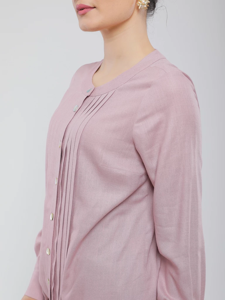 CHEMISE LONGUE EN LIN À PLIS