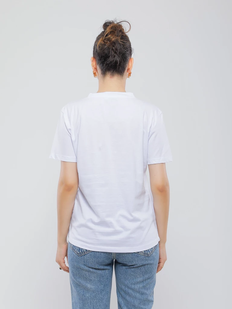 T-SHIRT BASIQUE A COL V