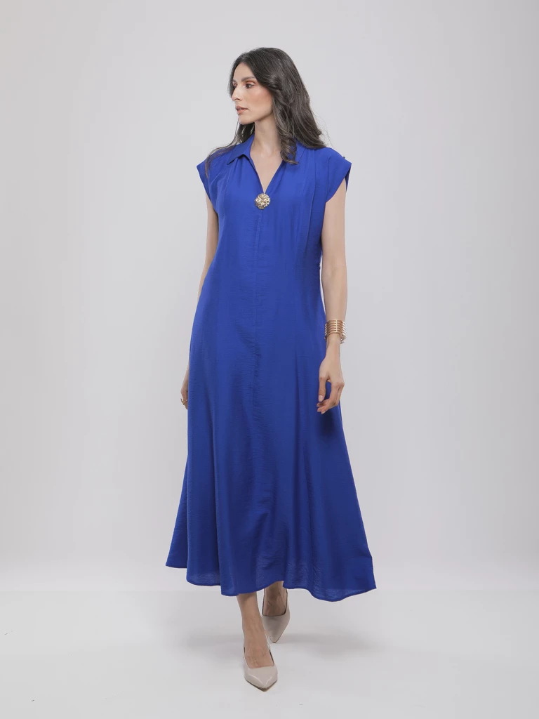 ROBE MIDI CHIC À COL CHEMISE ET BROCHE