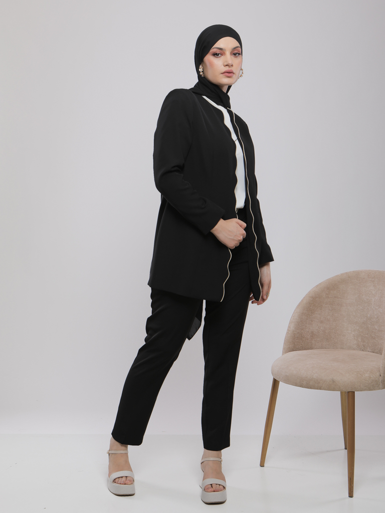 VESTE LONGUE FESTONNÉE