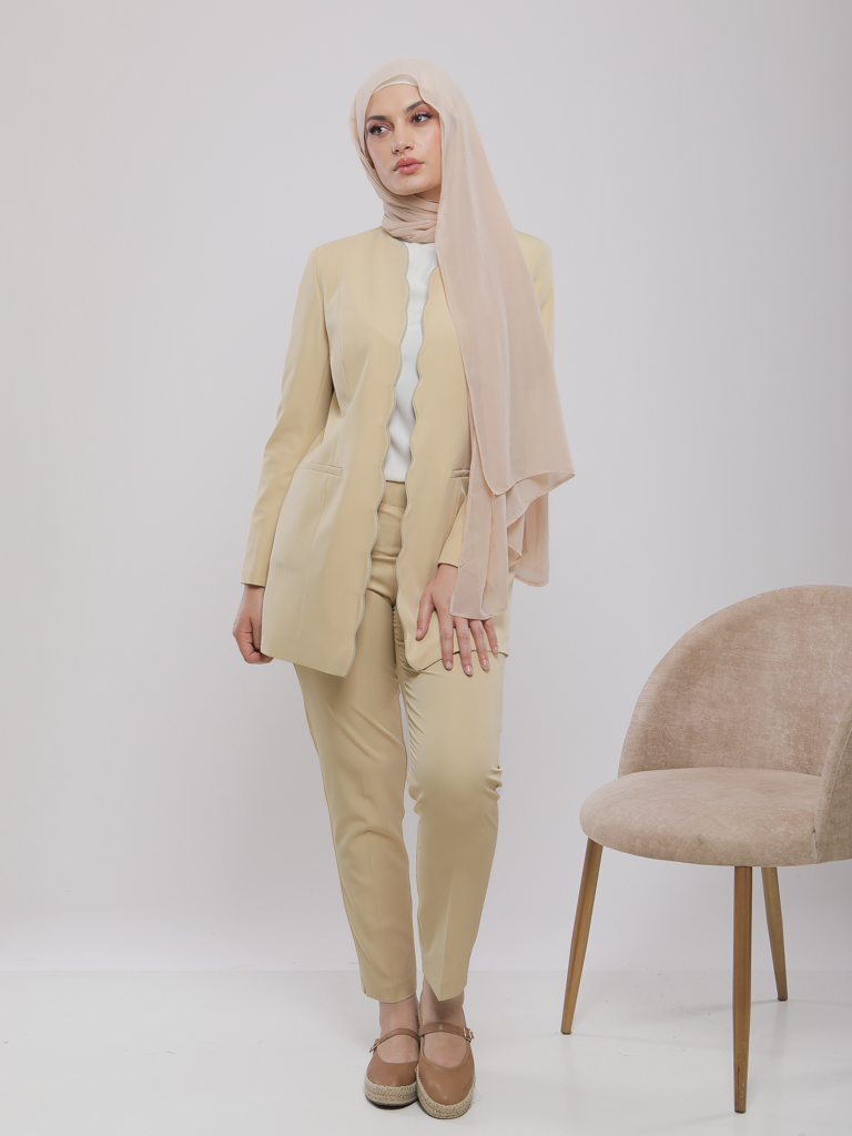 PANTALON DROIT FESTONNÉ