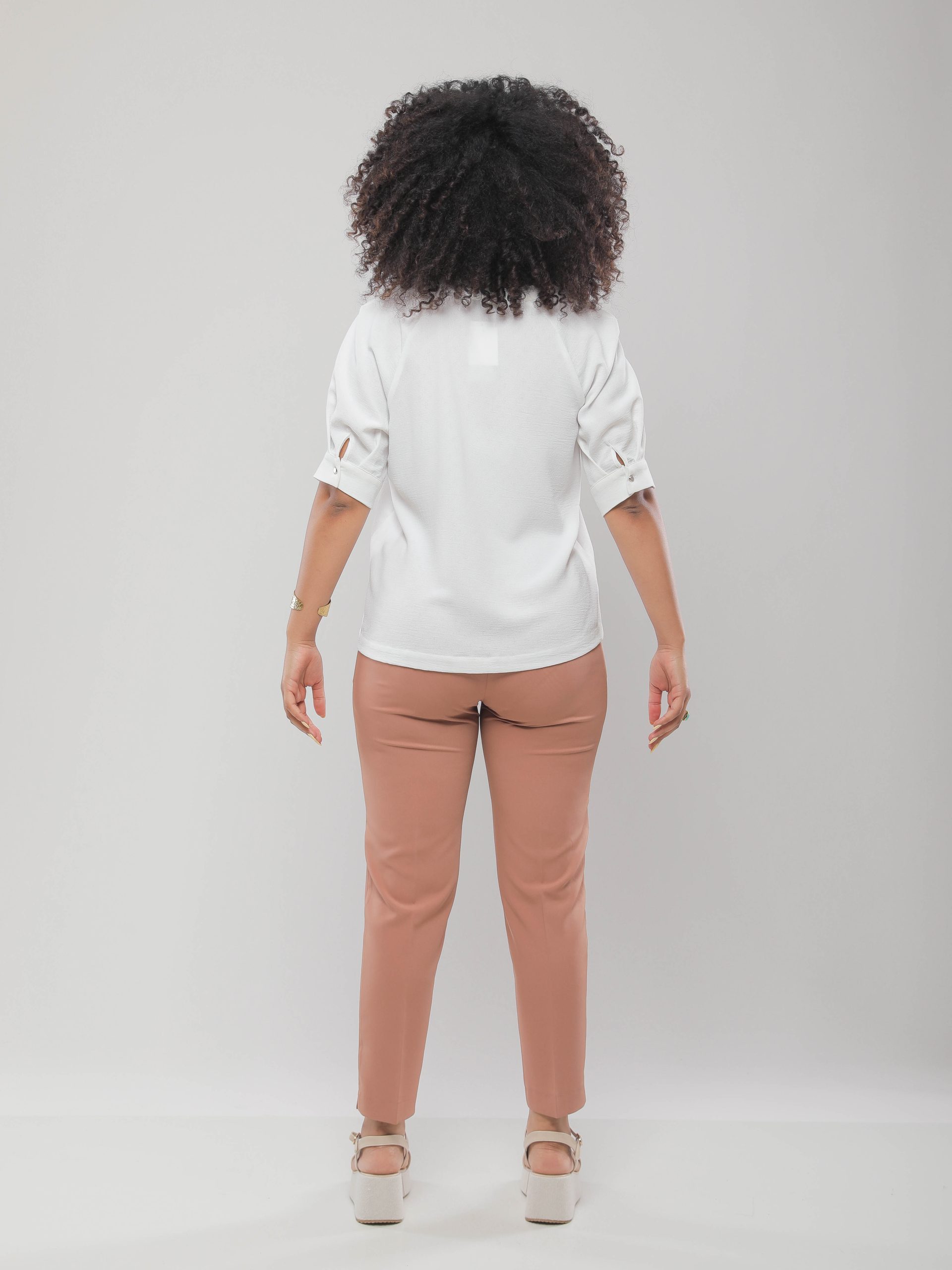 BLOUSE AMPLE EN TISSU LÉGER