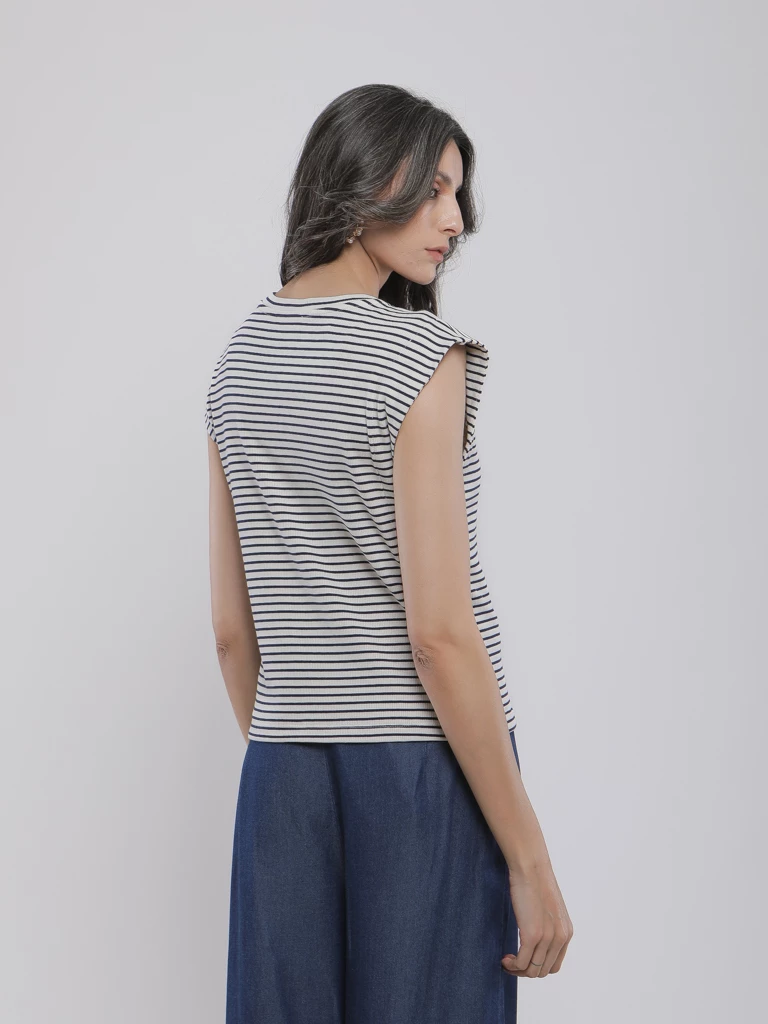 T-SHIRT RAYÉ À BOUTONS DORÉS