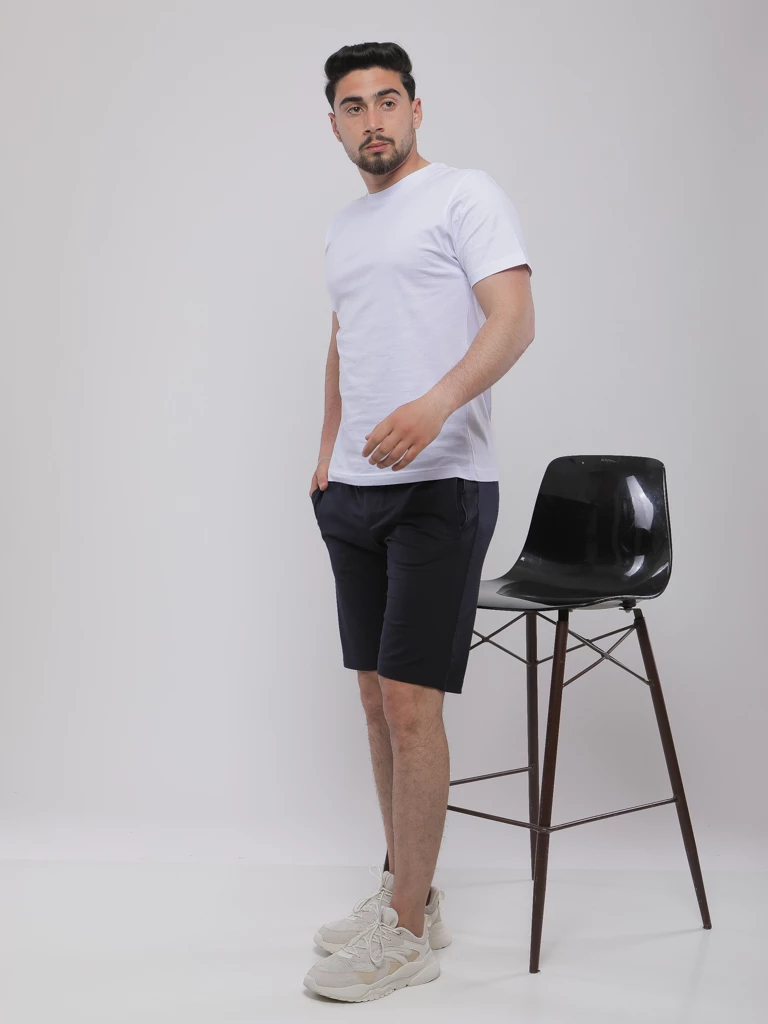 T-SHIRT BASIQUE EN COTON À COL ROND