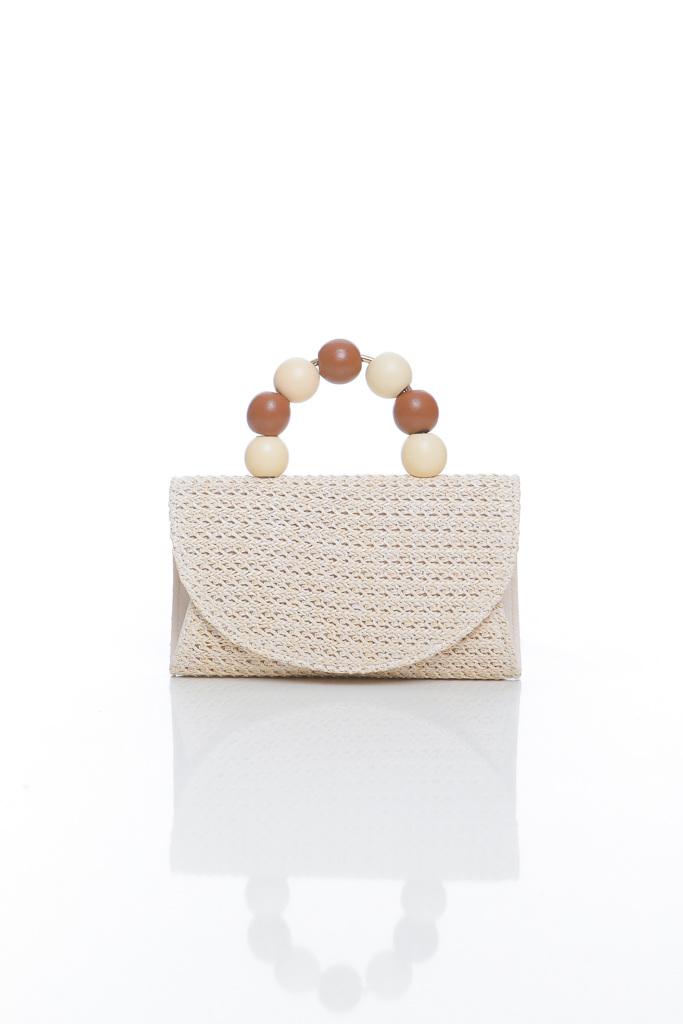 SAC À MAIN TRESSÉ À PERLES