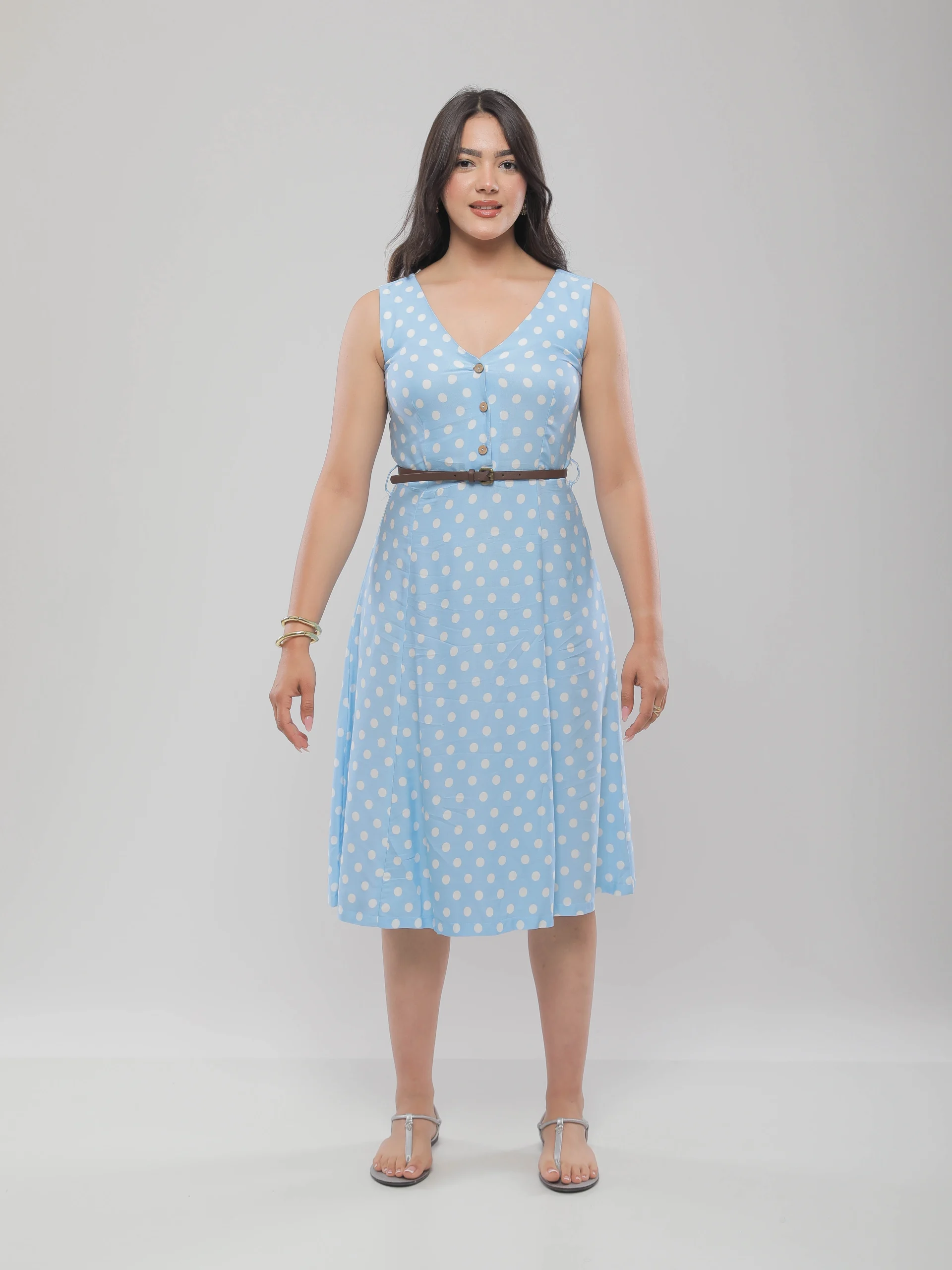 ROBE MI-LONGUE À POIS ÉLÉGANTE ET FÉMININE