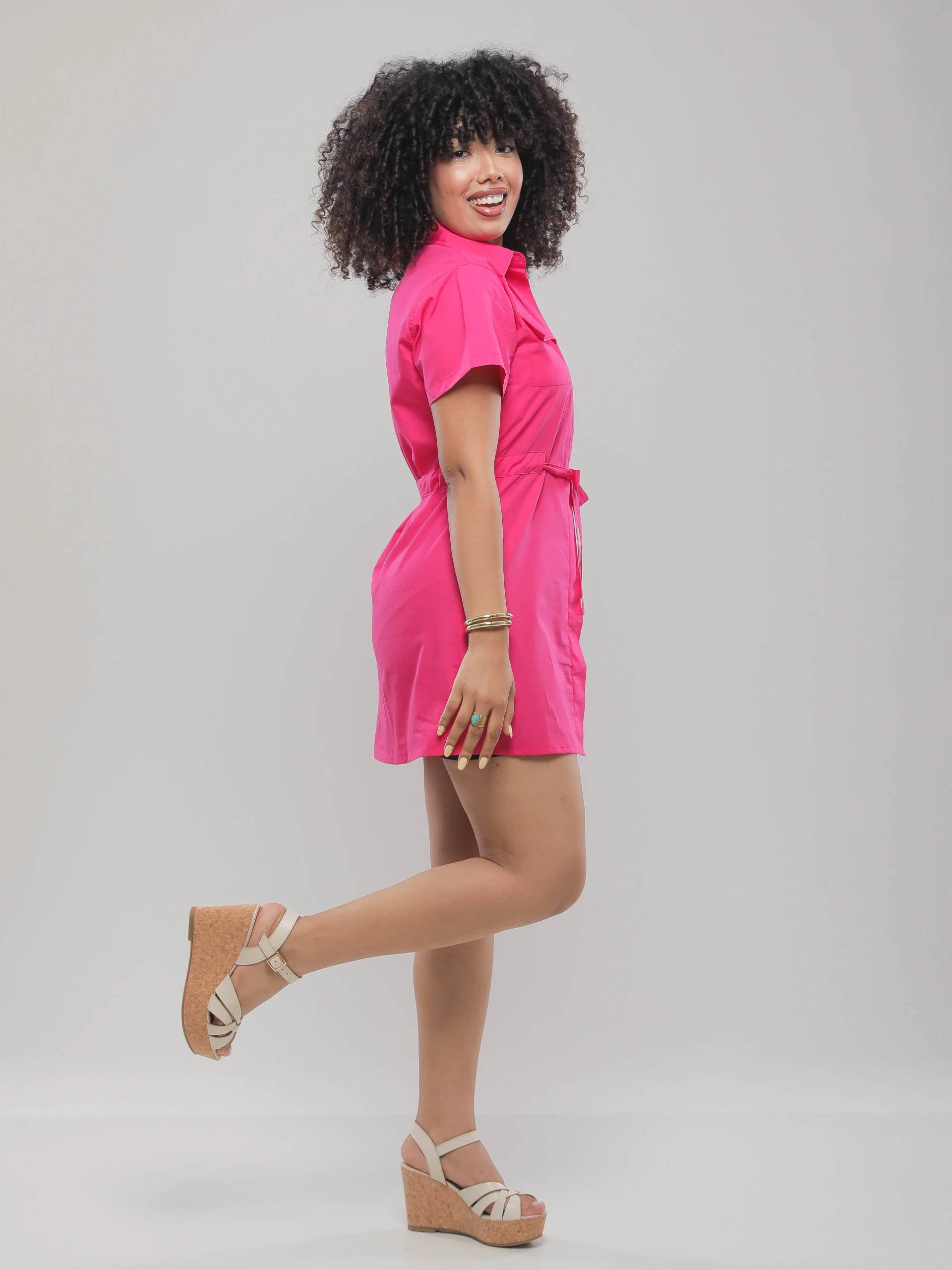 ROBE CHEMISE COURTE CEINTURÉE