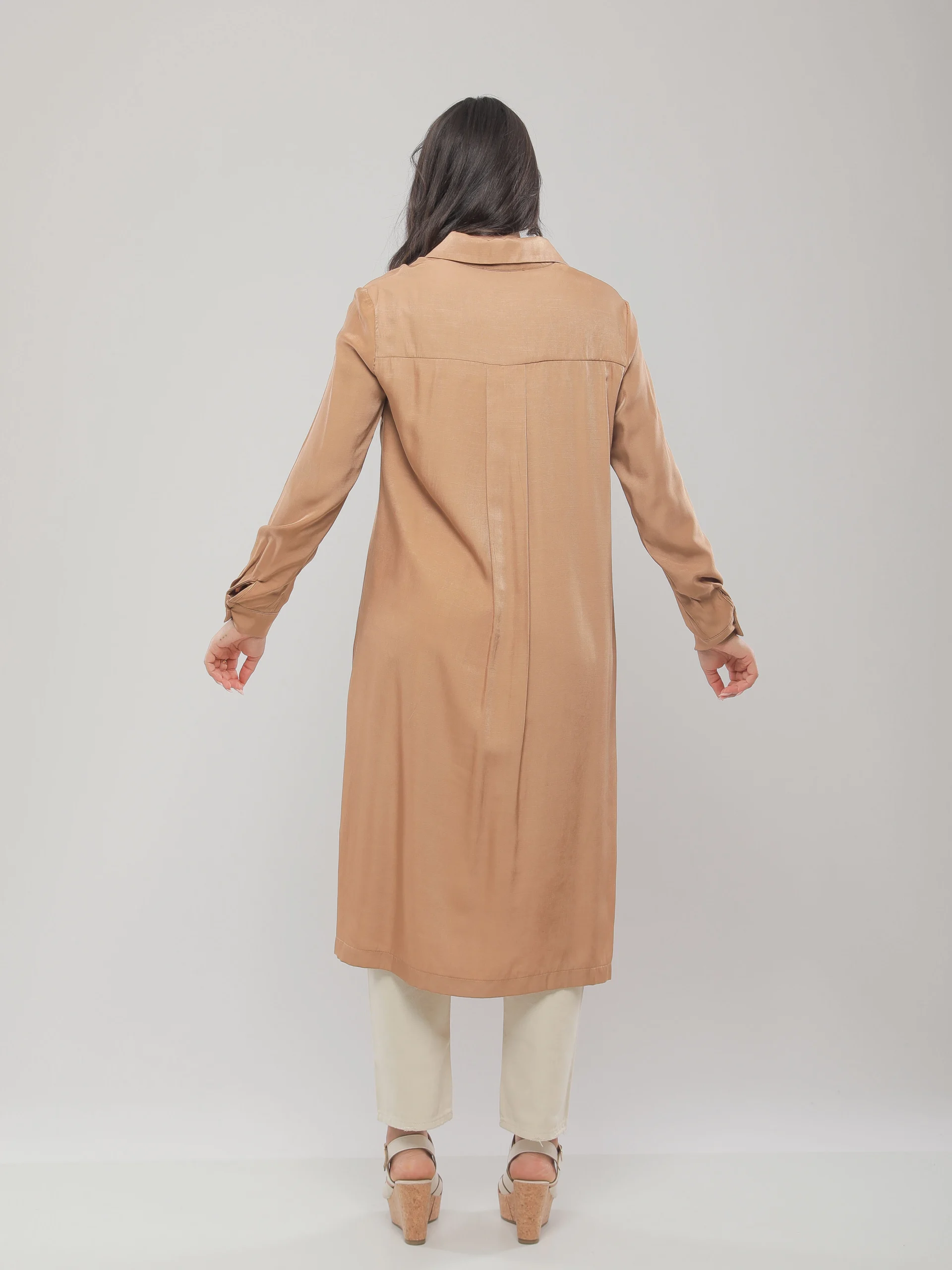 CHEMISE CLASSIQUE ÉLÉGANTE À COUPE DROITE