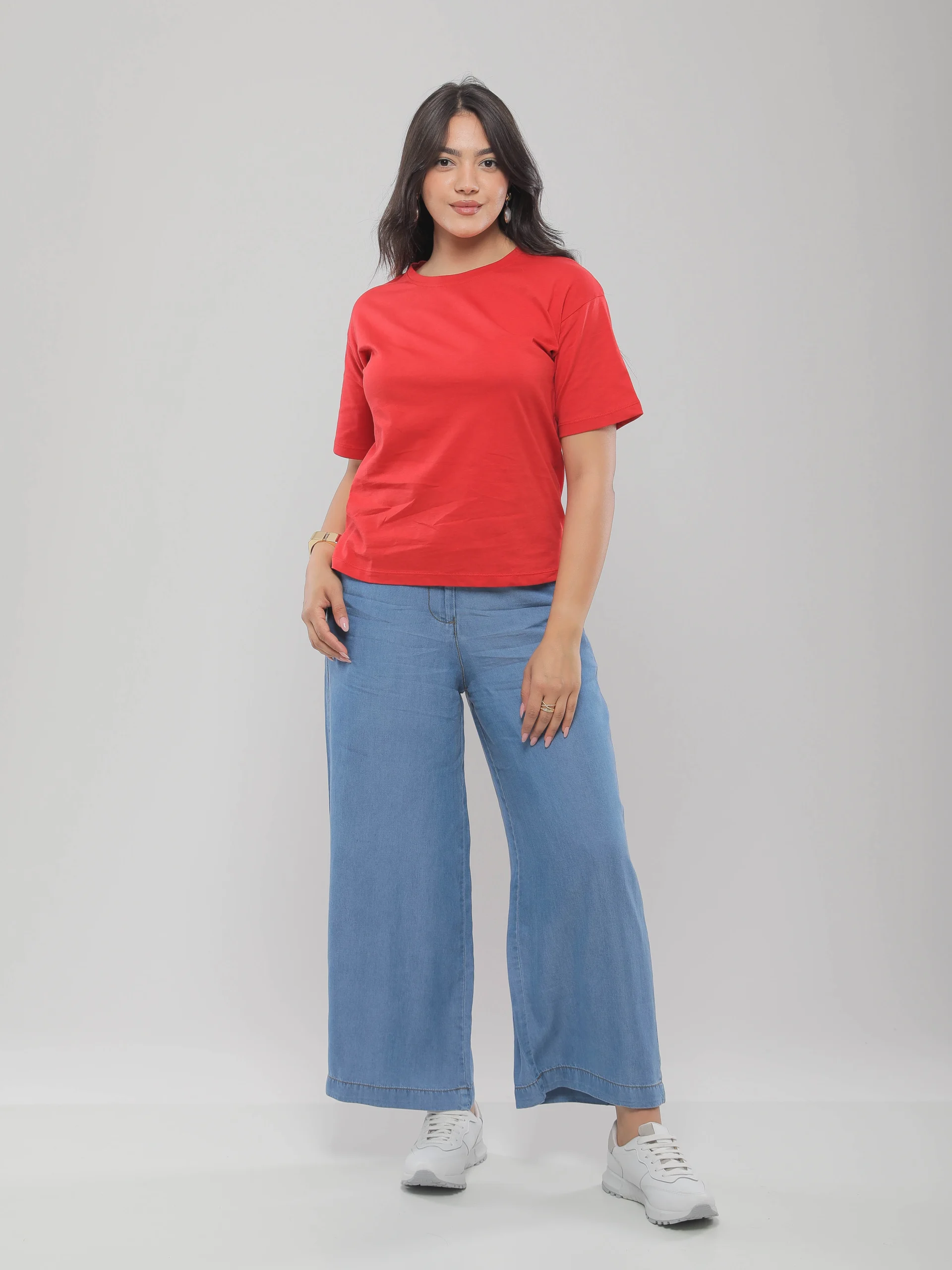 T-SHIRT AMPLE LÉGER STYLE CASUAL MODERNE