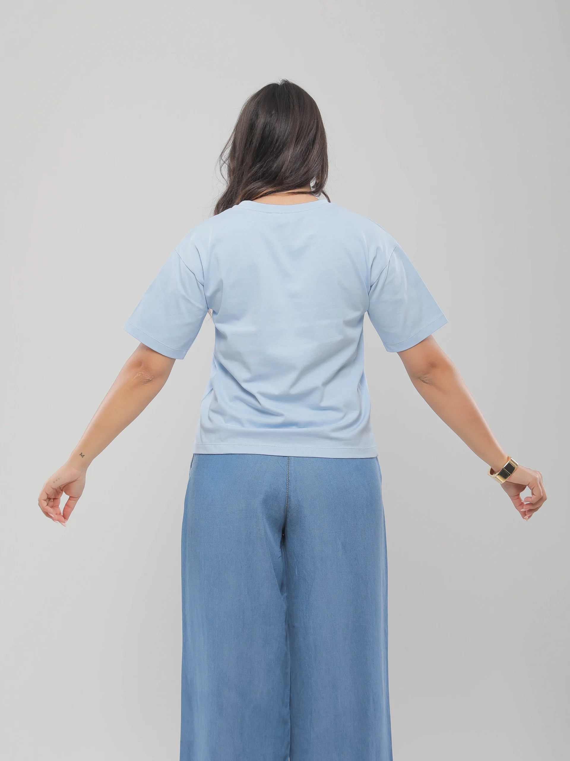 T-SHIRT AMPLE LÉGER STYLE CASUAL MODERNE