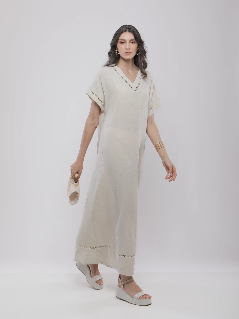 ROBE LONGUE À DÉTAILS AJOURÉS