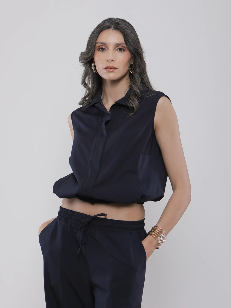 CHEMISE SANS MANCHES À ZIP ET BAS ÉLASTIQUÉ