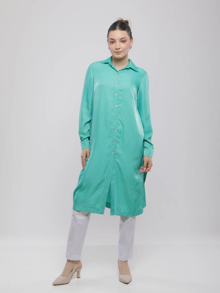 CHEMISE CLASSIQUE ÉLÉGANTE À COUPE DROITE