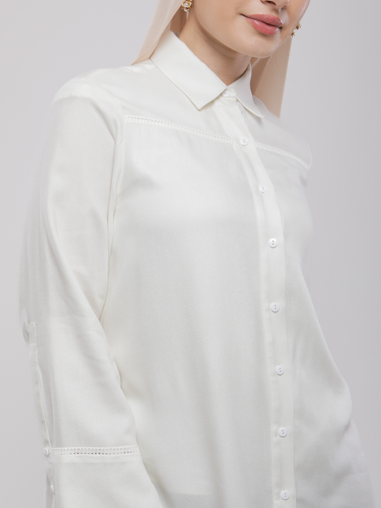 CHEMISE LONGUE À COUPE DROITE