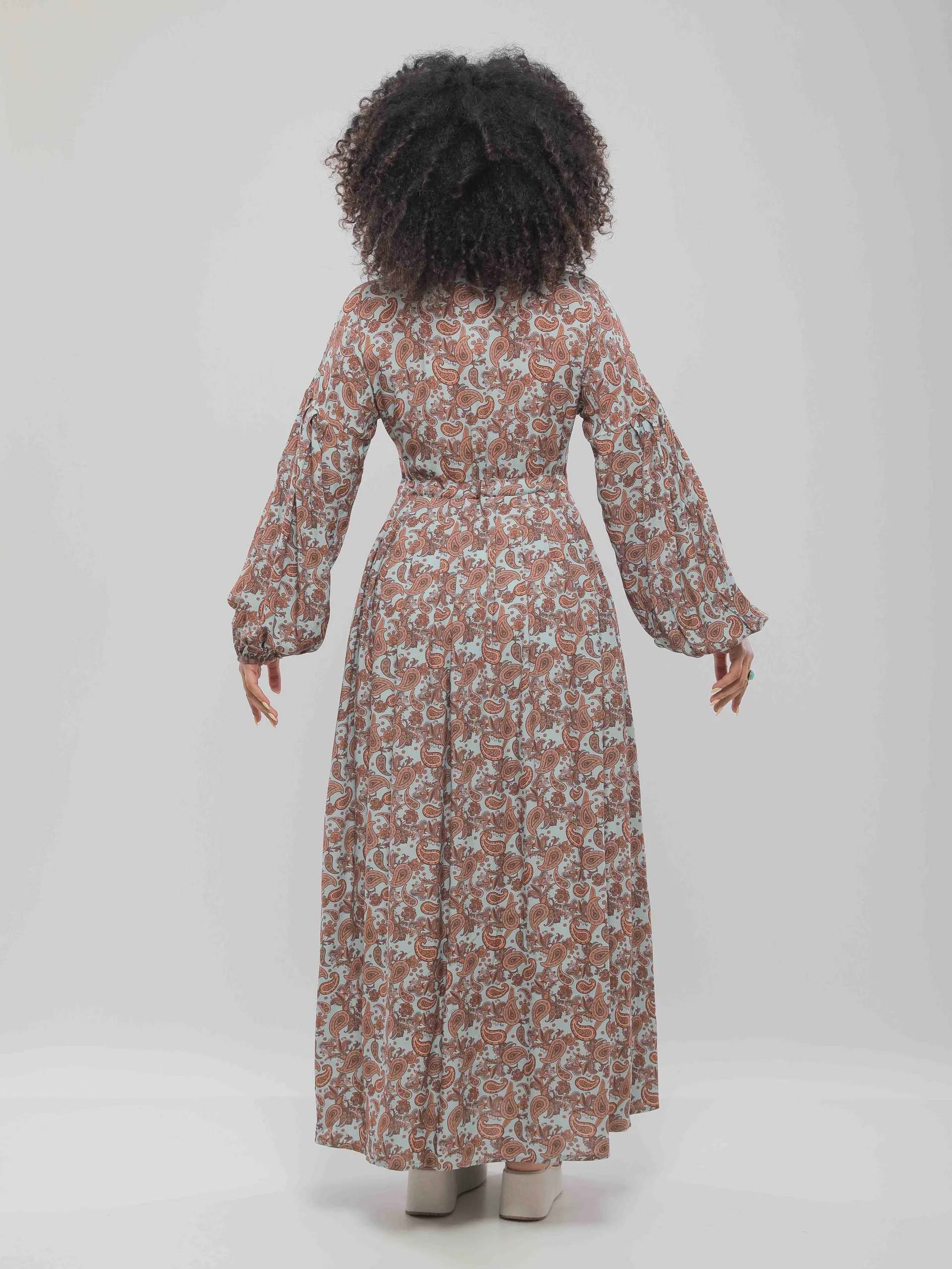 ROBE LONGUE IMPRIMÉE À TAILLE MARQUÉE