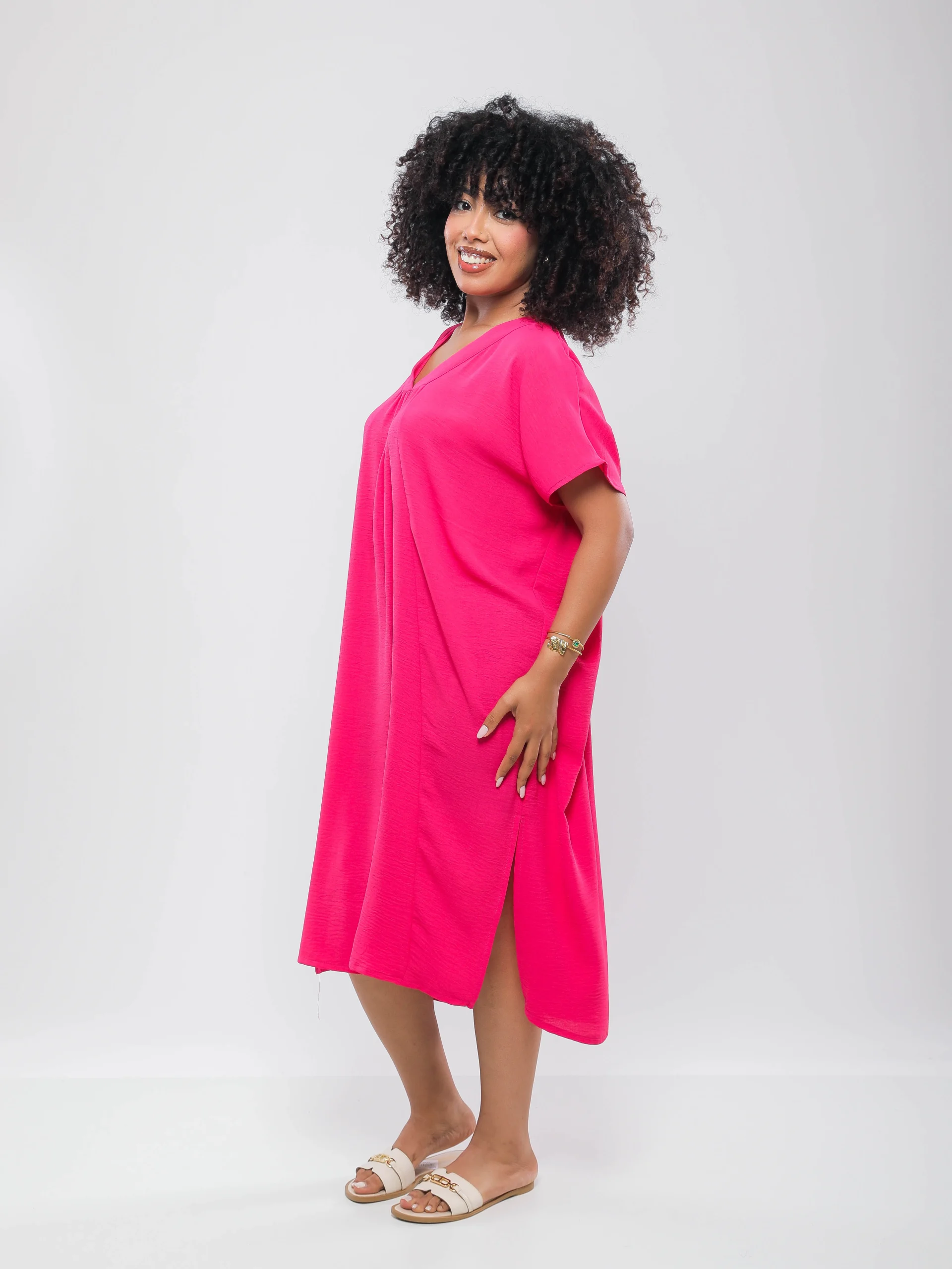 ROBE JEBBA À MANCHES COURTES ET LARGES