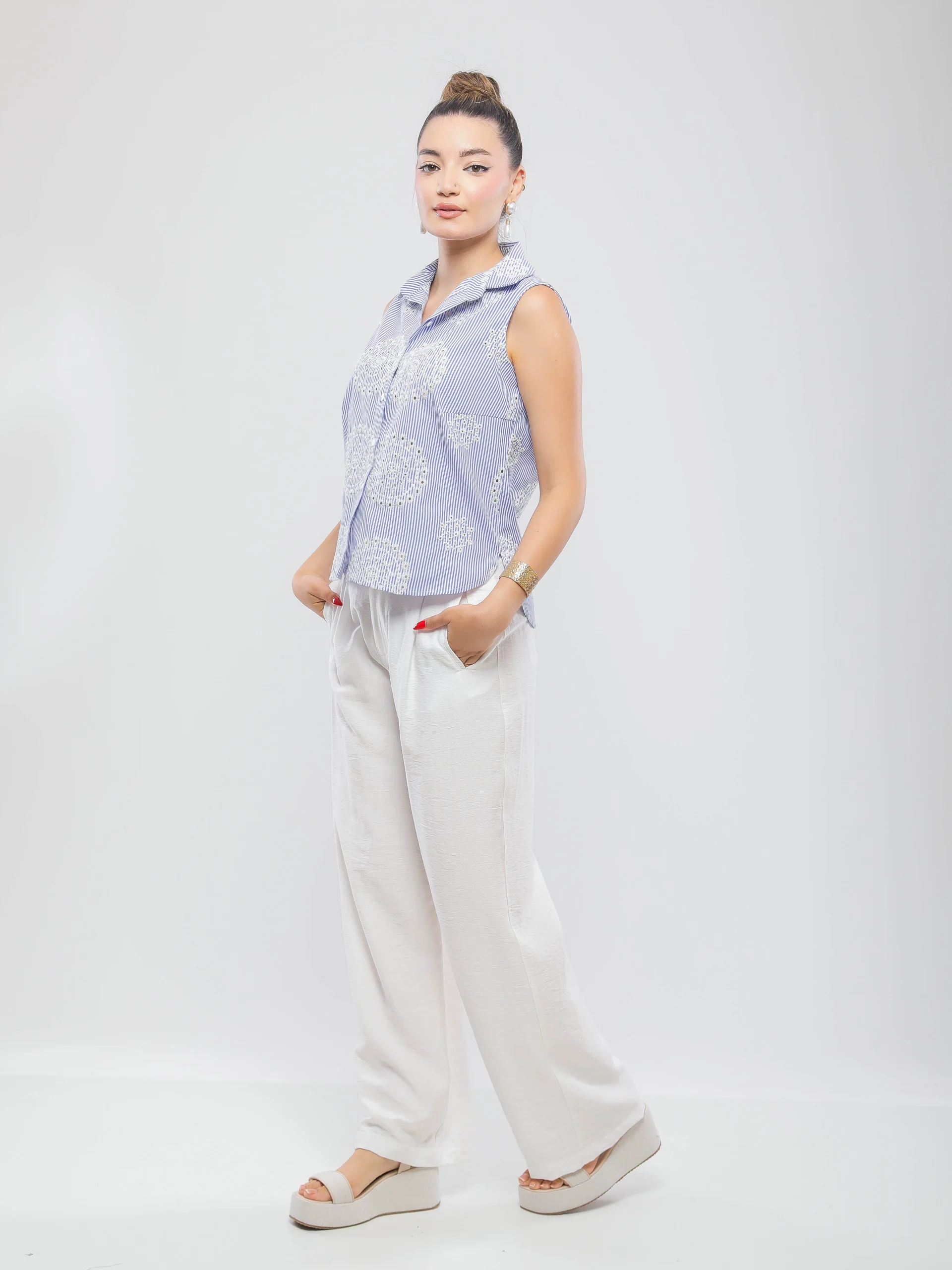 PANTALON LARGE À TAILLE ÉLASTIQUÉE