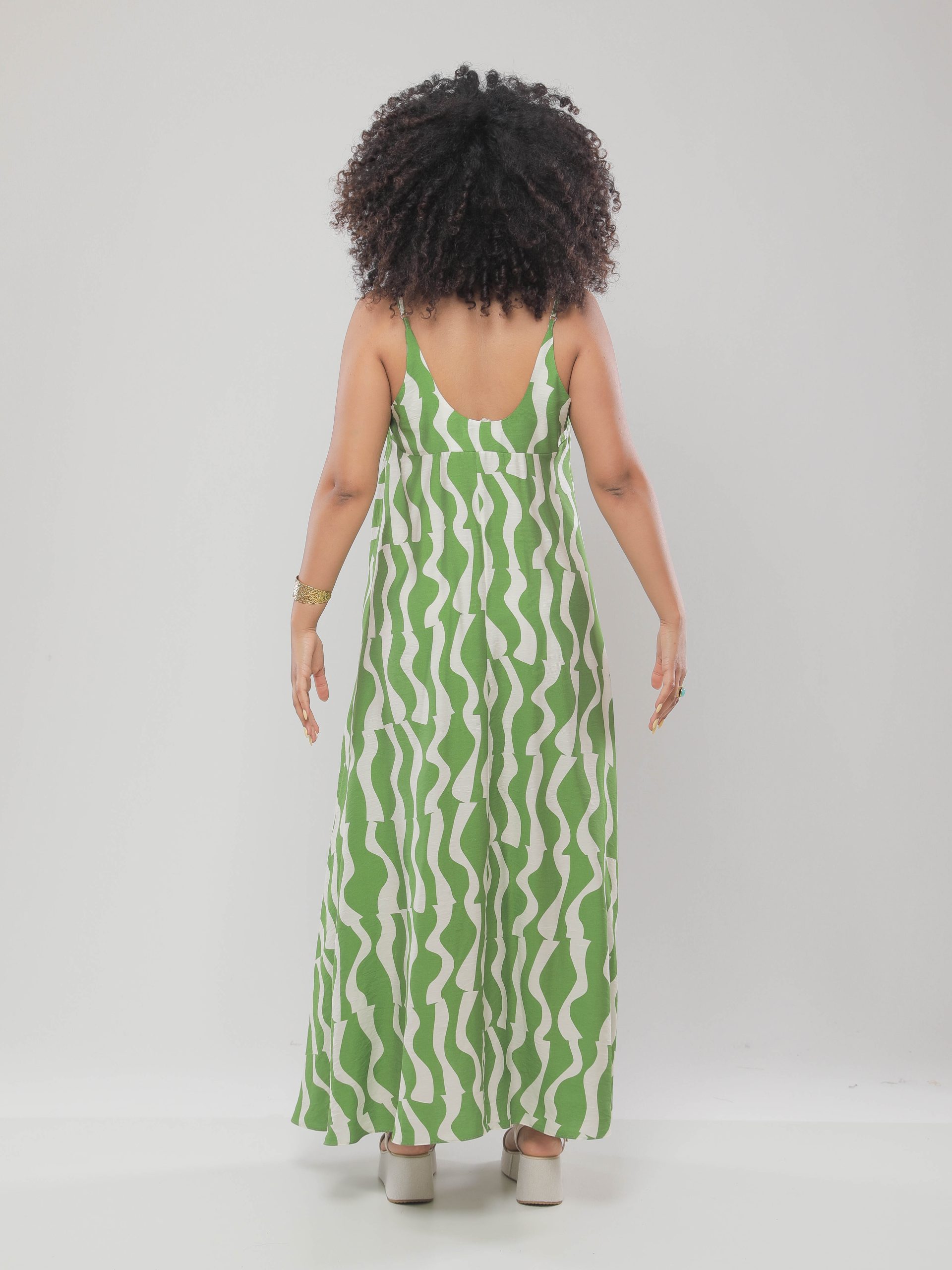 ROBE LONGUE FLUIDE À IMPRIMÉ GRAPHIQUE