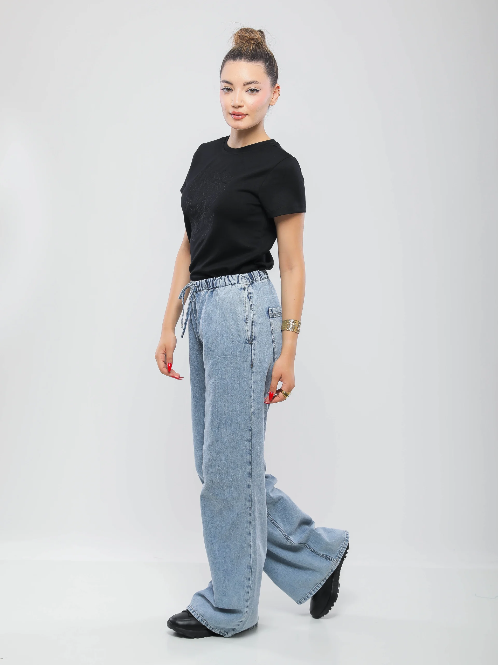PANTALON JEANS LARGE À TAILLE HAUTE