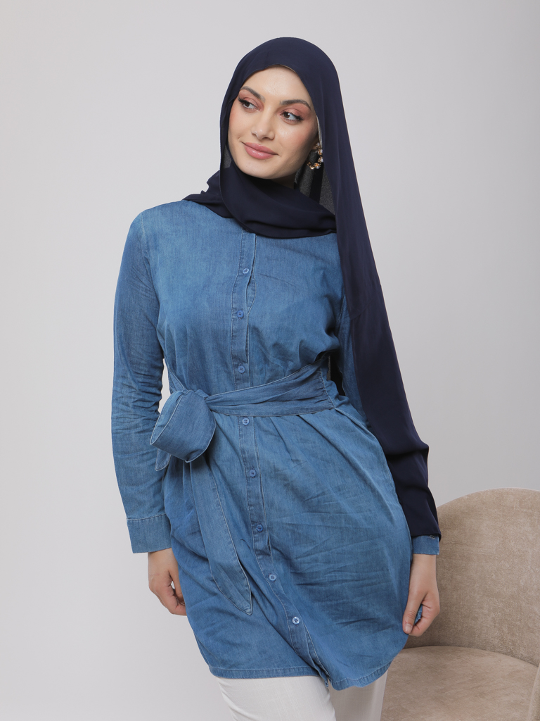 CHEMISE LONGUE CINTRÉE AVEC CEINTURE