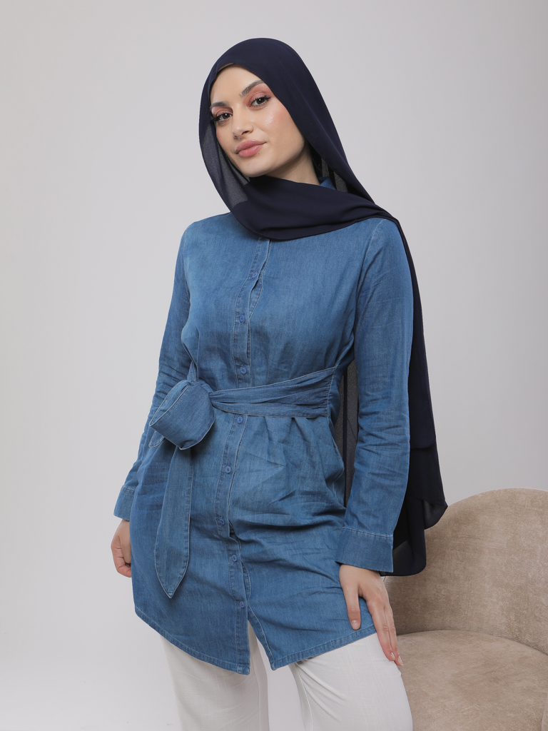 CHEMISE LONGUE CINTRÉE AVEC CEINTURE