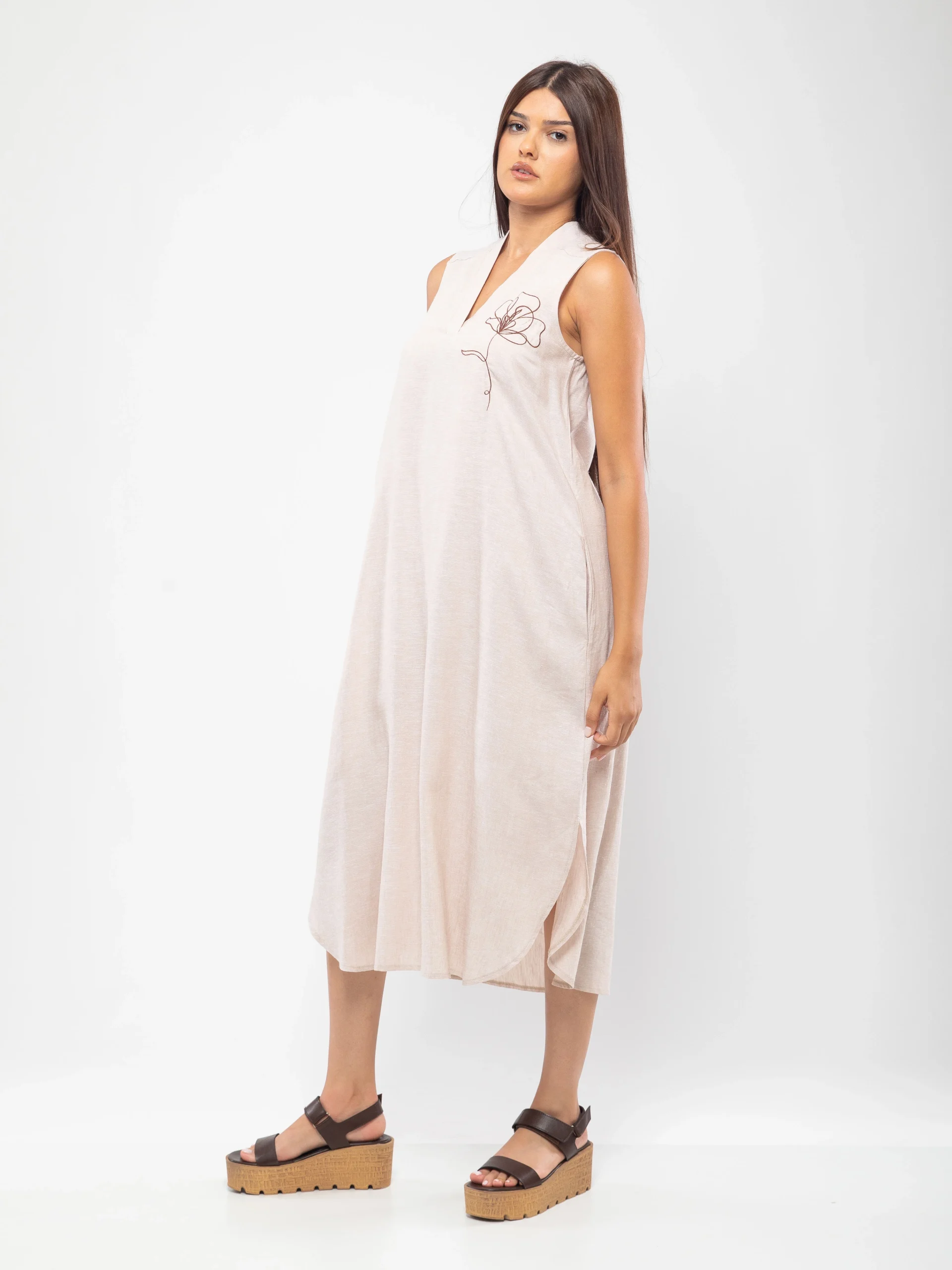 ROBE EN LIN MI-LONGUE